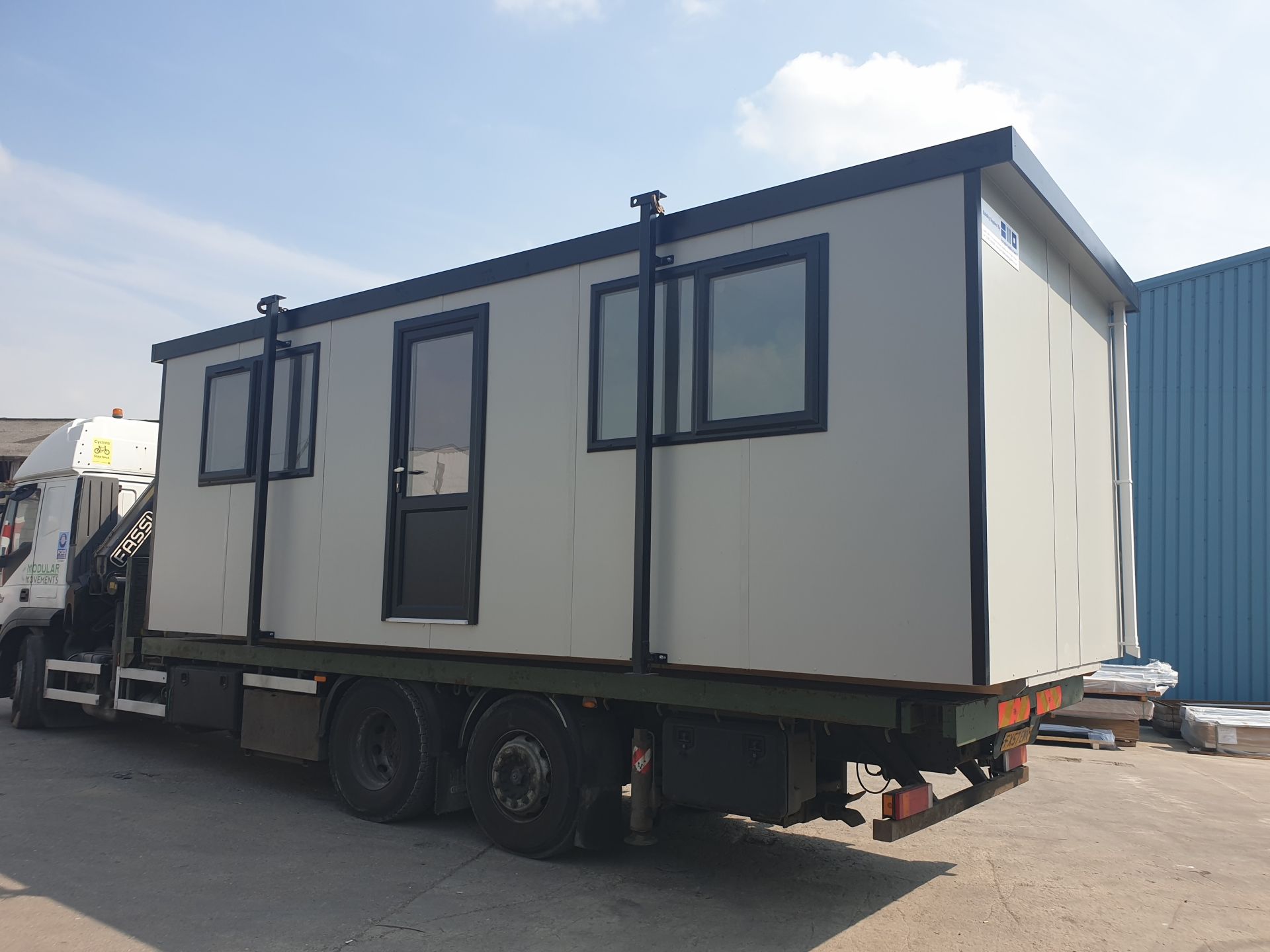 Medium Porta Cabin Transport London